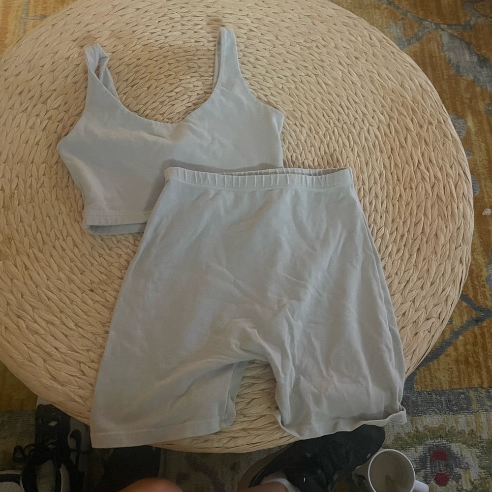 Brandy Melville Set gray/ taupe
